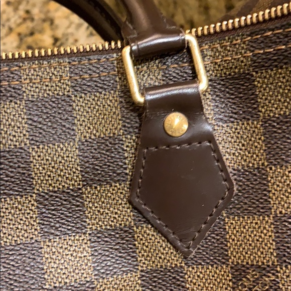 💋Beautiful Authentic Louis Vuitton Speedy 30 Damier Ebene💄 - Picture 15 of 16